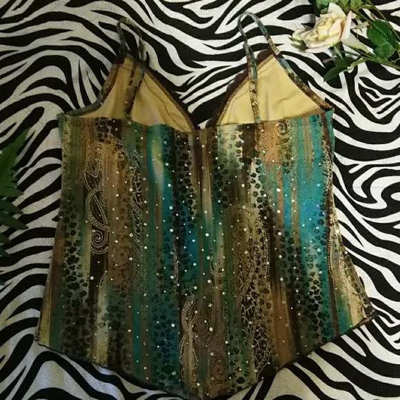 Top - Picture 2 of 2